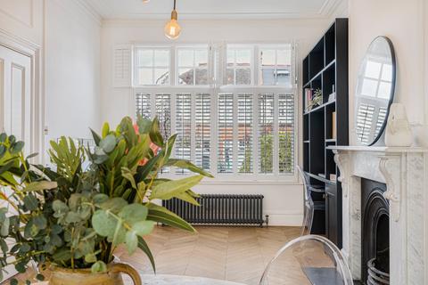 5 bedroom semi-detached house for sale, Glenlyon Road, Eltham, London, SE9
