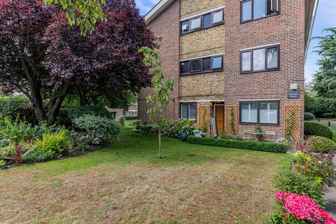 1 bedroom apartment for sale, Greenacres, Eltham, SE9