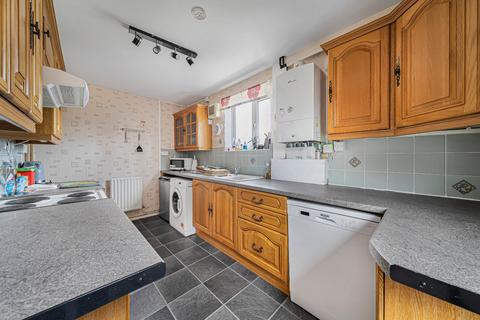 3 bedroom semi-detached house for sale, Wendover Road, London, SE9