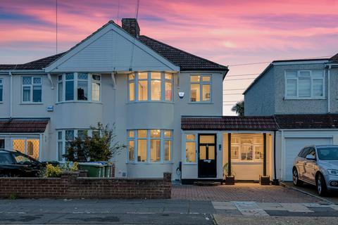 undefined, Northumberland Avenue, Welling, DA16