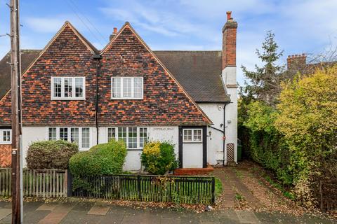 4 bedroom semi-detached house for sale, Downman Road, Eltham, London, SE9
