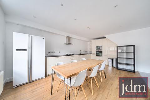 2 bedroom apartment to rent, Vista Apartments, 23 Woodland Crescent, London, SE10