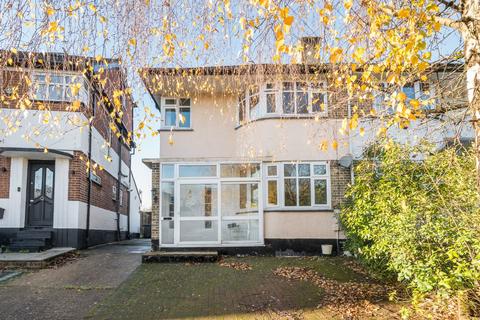3 bedroom semi-detached house to rent, Beaumont Road, Petts Wood, Kent, BR5