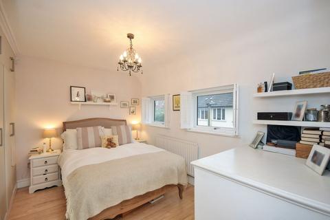 2 bedroom terraced house to rent, Susan Wood, Chislehurst, Kent, BR7