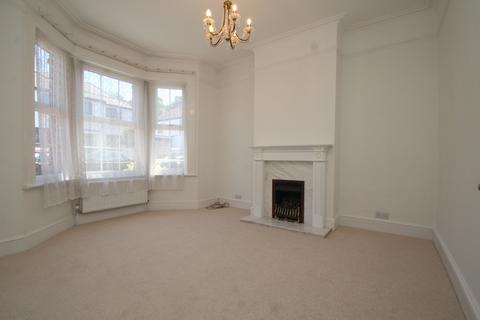 2 bedroom terraced house to rent, Gladstone Road, Orpington, BR6
