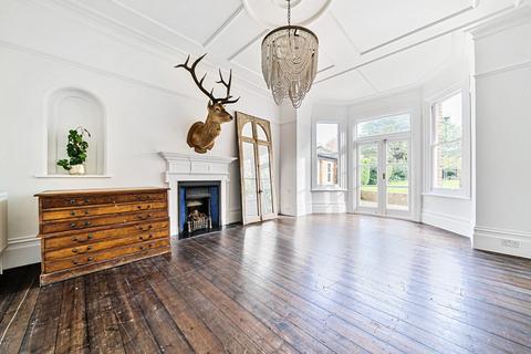 6 bedroom detached house to rent, Rodway Road, Bromley, Kent, BR1