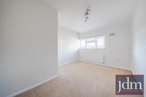 3 bedroom terraced house to rent, Breakspears Drive, Orpington, BR5