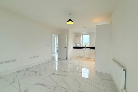 1 bedroom apartment to rent, Brooklands Square, Brooklands