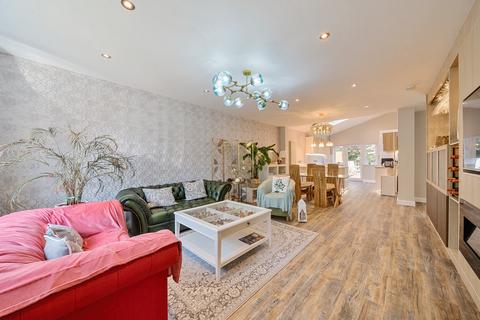 5 bedroom semi-detached house for sale, Craven Road, Orpington, BR6