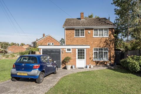 3 bedroom detached house for sale, Pondwood Rise, Orpington, BR6