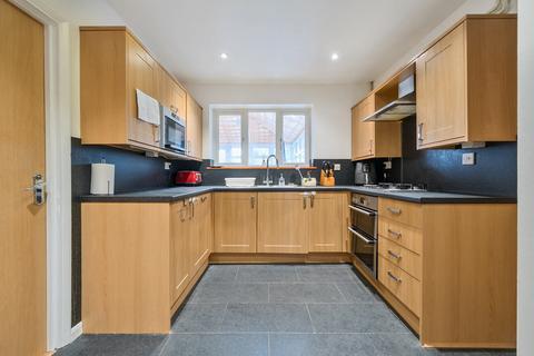 4 bedroom semi-detached house for sale, Hollingworth Road, Orpington, Kent, BR5