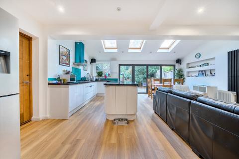 4 bedroom semi-detached house for sale, Silverdale Road, Petts Wood, Orpington, BR5