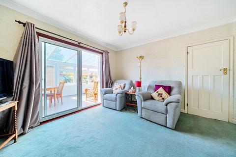 3 bedroom bungalow for sale, Oxhawth Crescent, Bromley, Kent, BR2