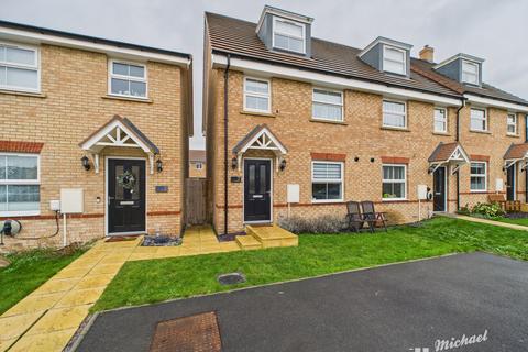 3 bedroom end of terrace house for sale, Leighton Buzzard LU7