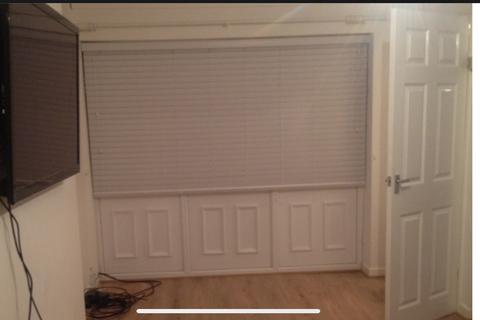 3 bedroom house to rent, Sutton Park Drive, St. Helens WA9