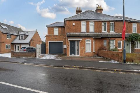 4 bedroom semi-detached house for sale, Maidenhead,  Berkshire,  SL6