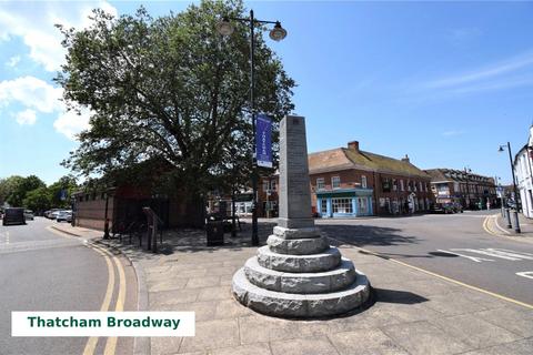 undefined, The Broadway, Thatcham, Berkshire, RG19