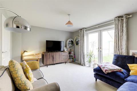 4 bedroom semi-detached house for sale, Corbett Chase, Gedling NG4