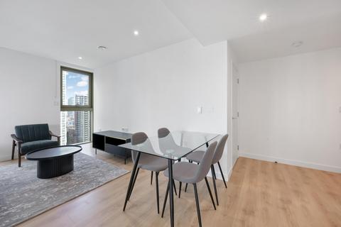 2 bedroom apartment to rent, One Thames Quay, 222 Marsh Wall