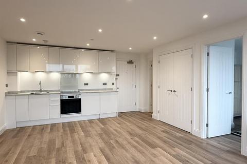 1 bedroom flat to rent, Trinity Point, New Road, Gravesend