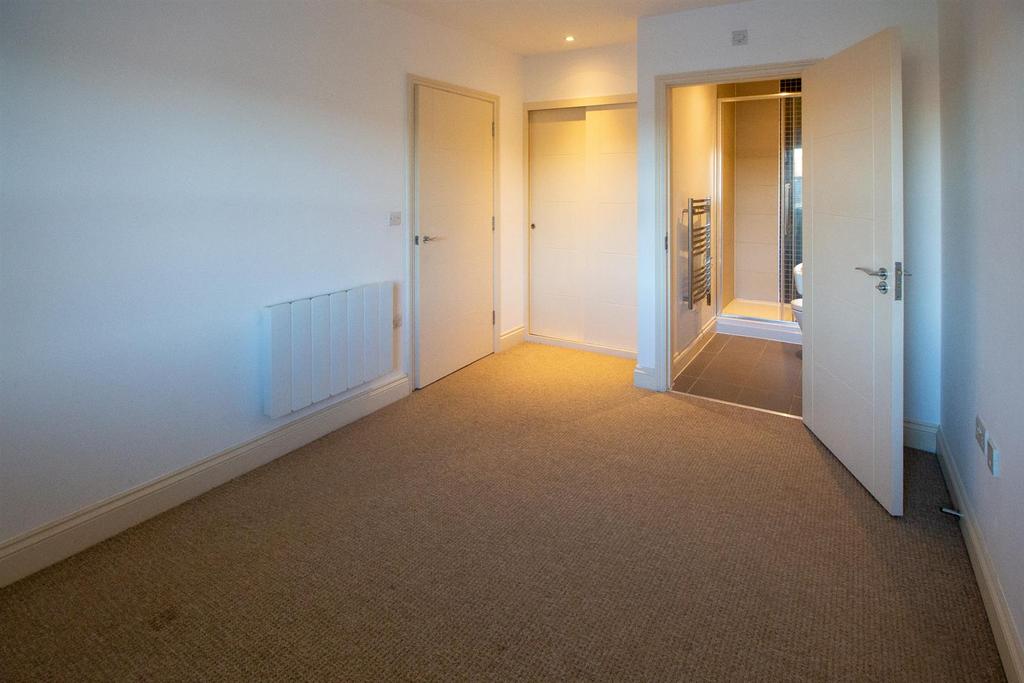 3 Copperwood Crt - Bedroom 1.jpg