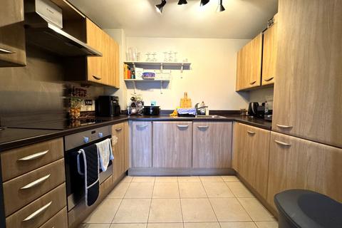 2 bedroom flat to rent, Langley Walk, Birmingham, West Midlands, B15
