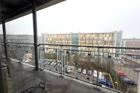 2 bedroom flat to rent, Langley Walk, Birmingham, West Midlands, B15