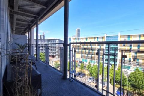2 bedroom flat to rent, Langley Walk, Birmingham, West Midlands, B15