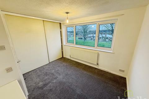 undefined, Lisburn Close, Lincoln LN5