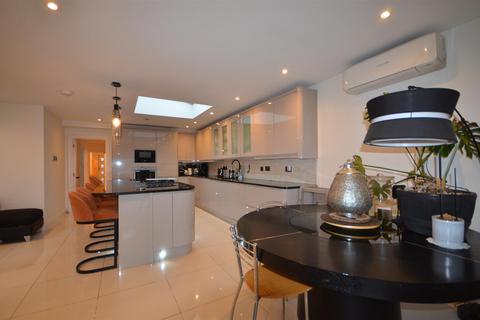 undefined, Woodhill Crescent, Harrow