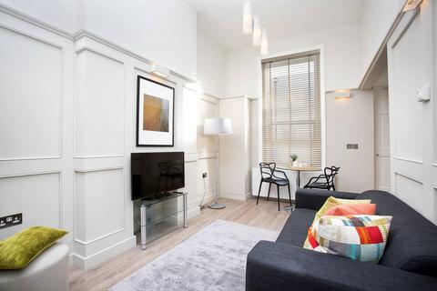 undefined, London Stile, Chiswick, London, W4