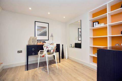 undefined, London Stile, Chiswick, London, W4