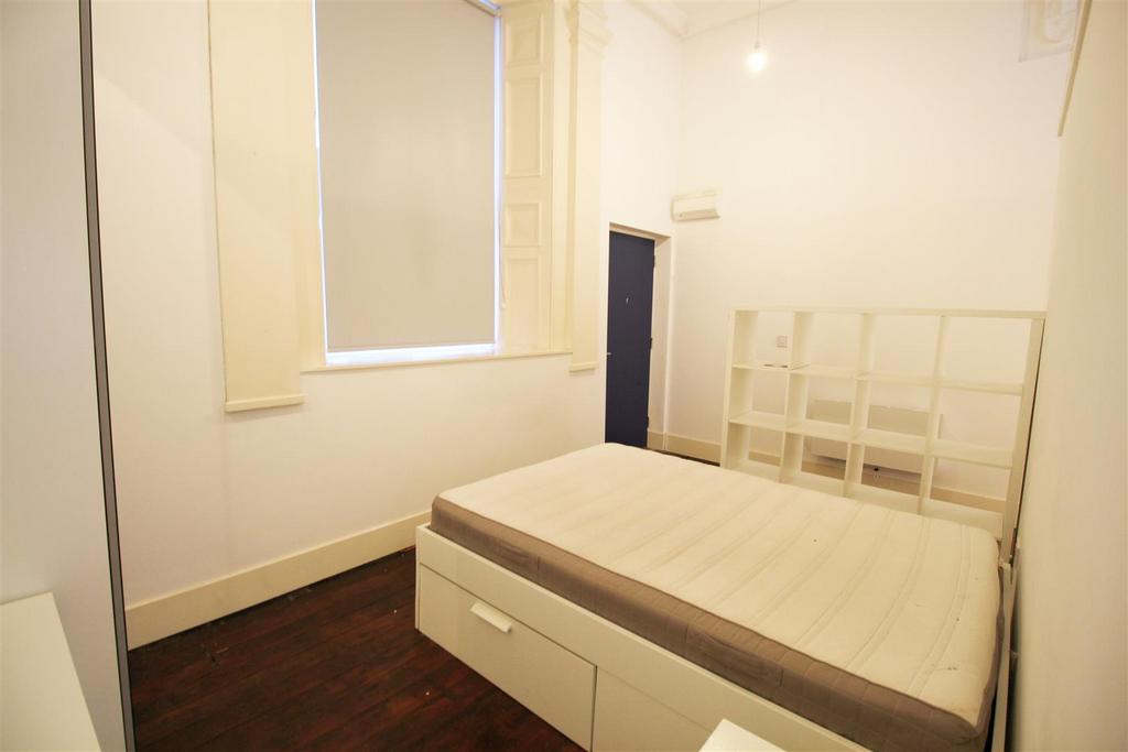 Bedroom.jpg