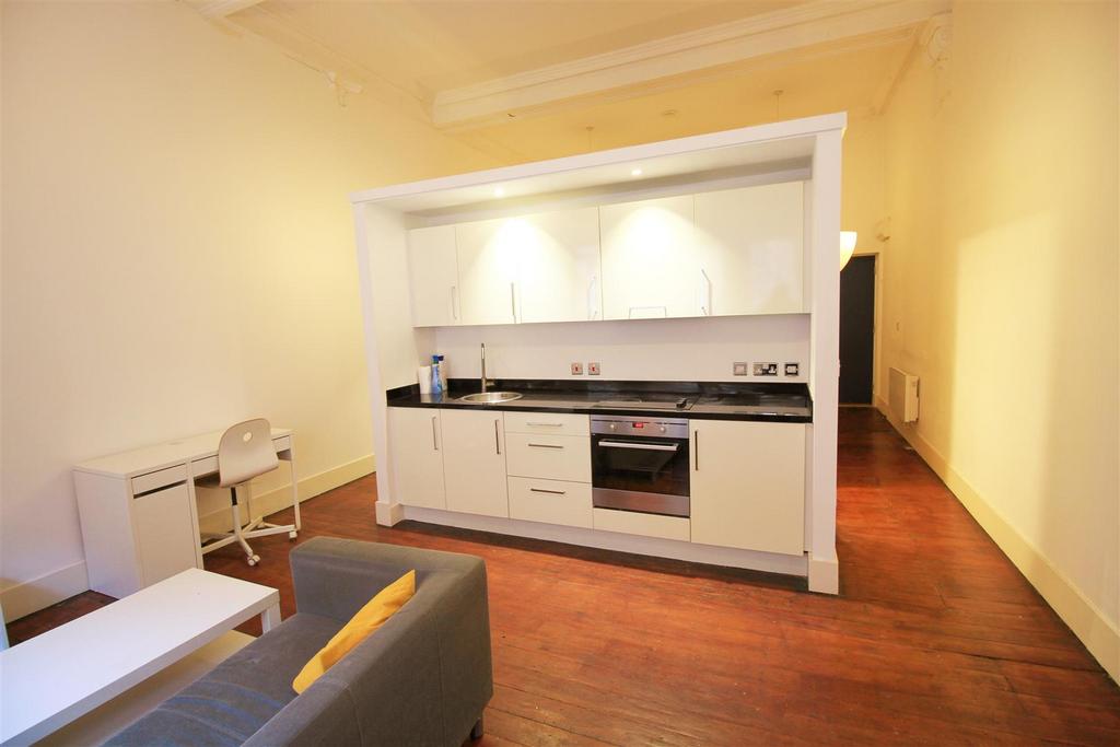 Kitchen .jpg