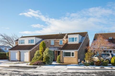 Rosedale Court, West Denton, NE5