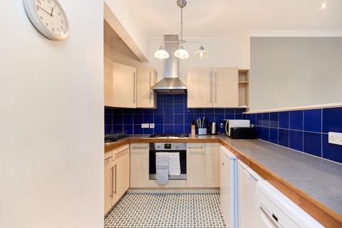 2 bedroom flat to rent, West End Lane
