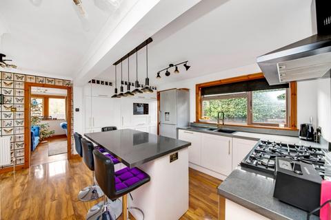 4 bedroom detached house for sale, Magdale, Honley, Holmfirth, West Yorkshire, HD9