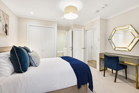 2 bedroom flat to rent, Duke Street, St James's, London, SW1Y