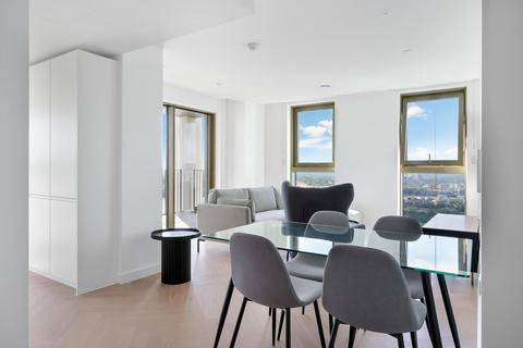 3 bedroom apartment to rent, One Thames Quay, 222 Marsh Wall