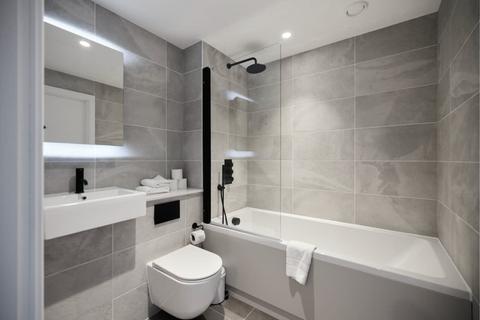 2 bedroom flat to rent, Stamford Road