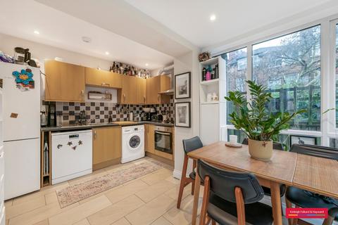 2 bedroom flat to rent, Church Road, Highgate, London, N6