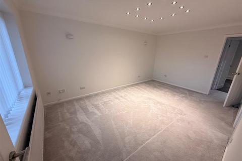 undefined, Pennystone Close, Wirral CH49