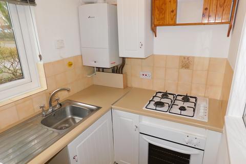 2 bedroom semi-detached house to rent, Kensington Fields, Dibden Purlieu SO45