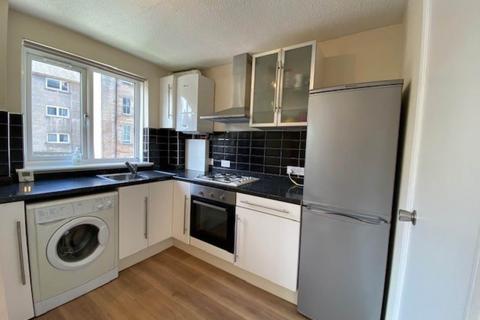 2 bedroom flat to rent, North Fort Street, Leith, Edinburgh