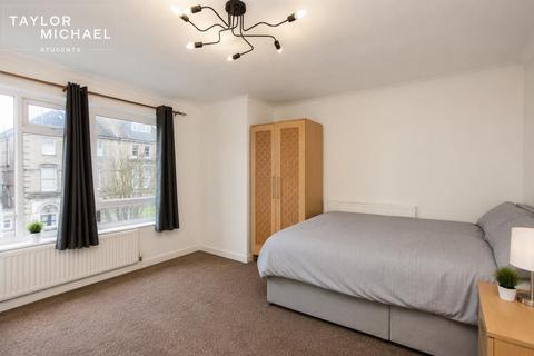 3 bedroom flat to rent, Salisbury Road, Hove