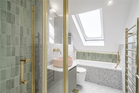 4 bedroom terraced house to rent, Danemere Street, Putney, London, SW15