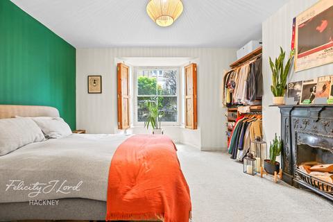 1 bedroom flat for sale, Brookfield Road, London E9