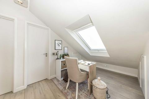 undefined, Kingston Road, London SW19