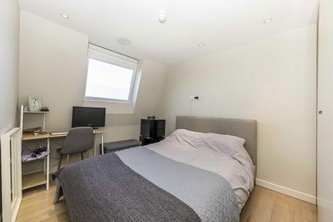 undefined, Kingston Road, London SW19