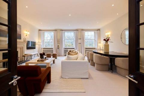3 bedroom flat to rent, Hyde Park Square